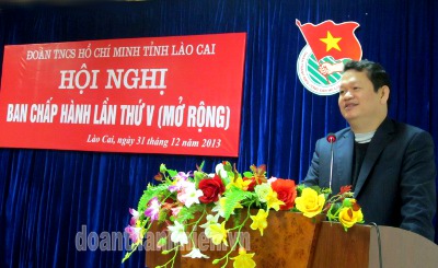 Đ/c Nguyễn Văn Vịnh - Bí thư Tỉnh ủy Lào Cai phát biểu chỉ đạo Hội nghị